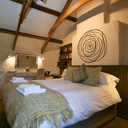 Carew Inn Zewnętrze zdjęcie