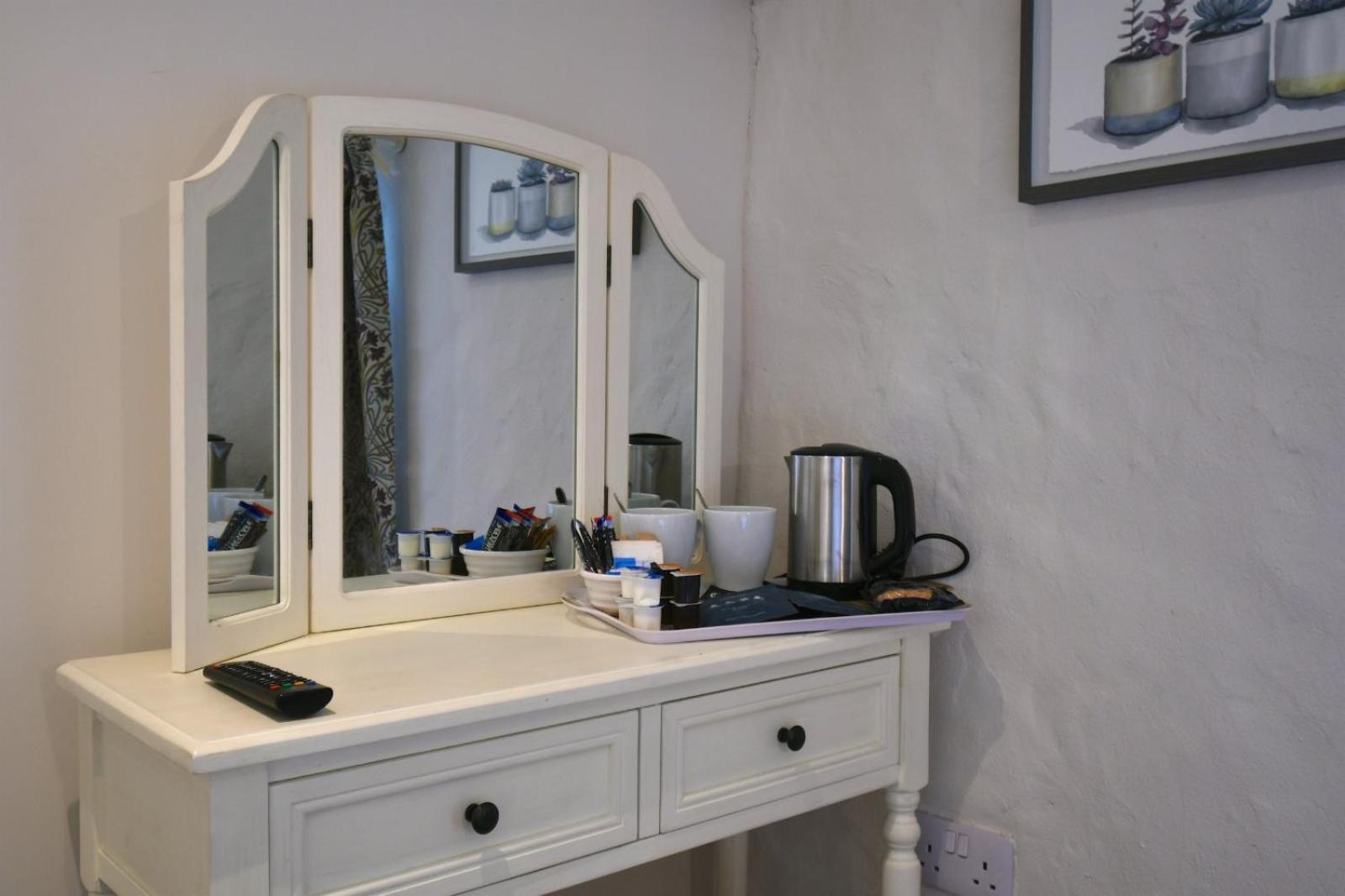 Carew Inn Zewnętrze zdjęcie