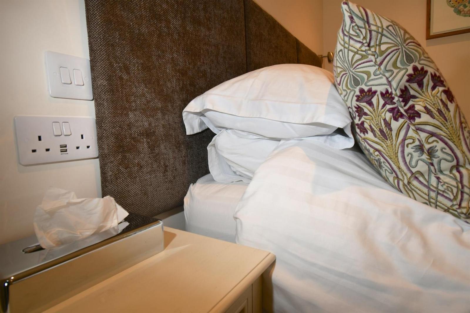 Carew Inn Zewnętrze zdjęcie